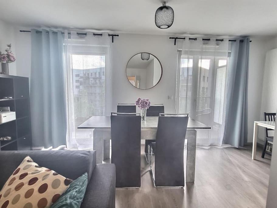 Superbe Appartement Avec 2 Balcons - Vue Sur La Cathedrale Environ 15 Min En Tram Strasbourg Exterior foto